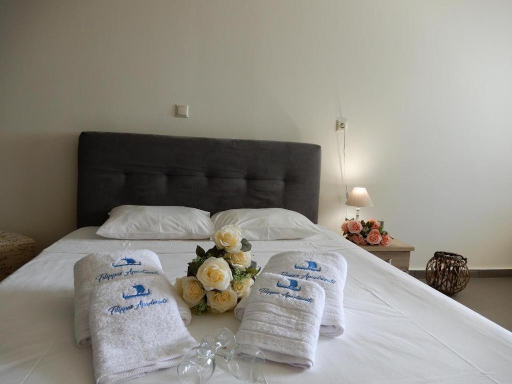 Filippos Apartments Amarynthos Bagian luar foto