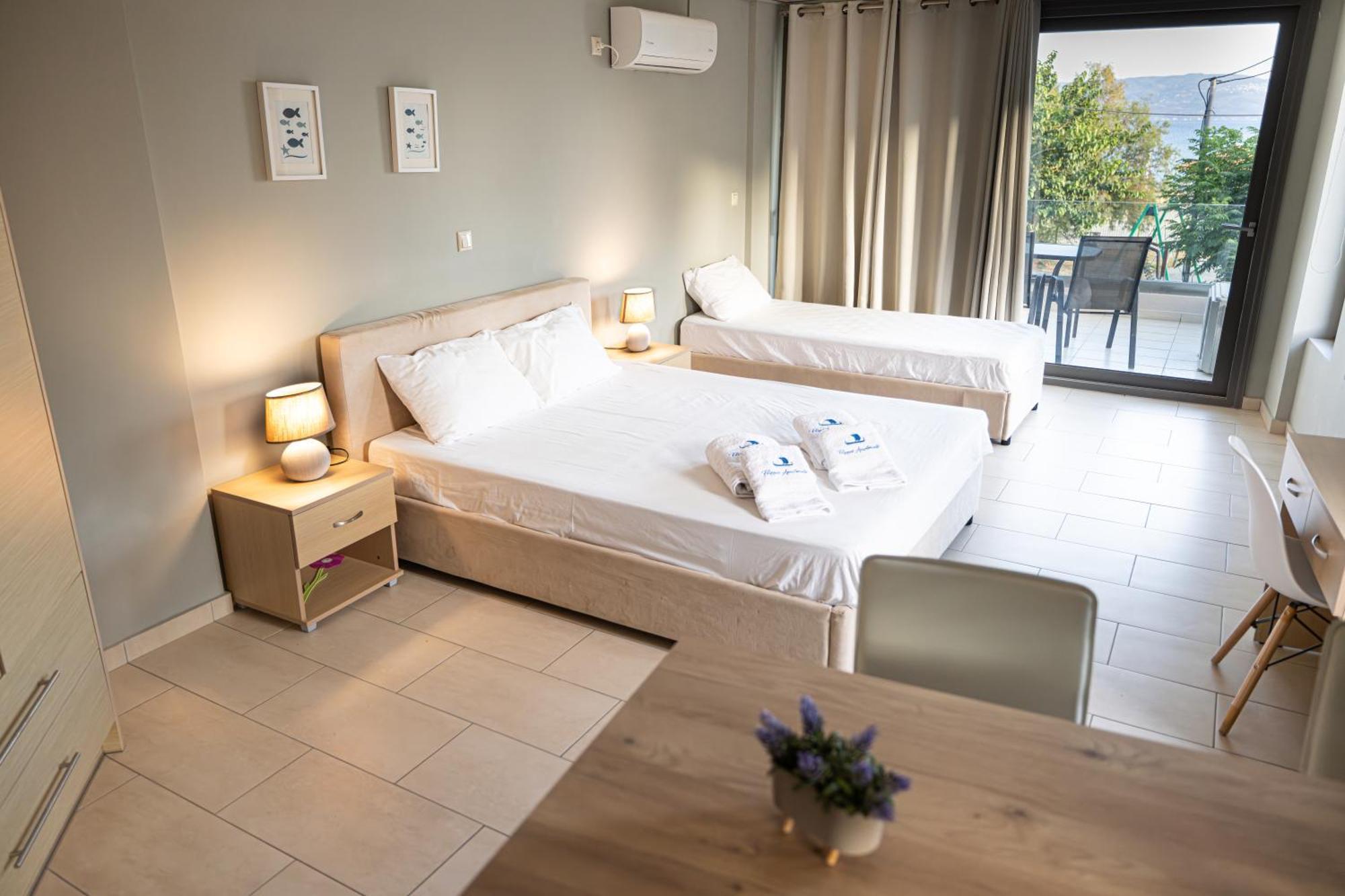 Filippos Apartments Amarynthos Bagian luar foto