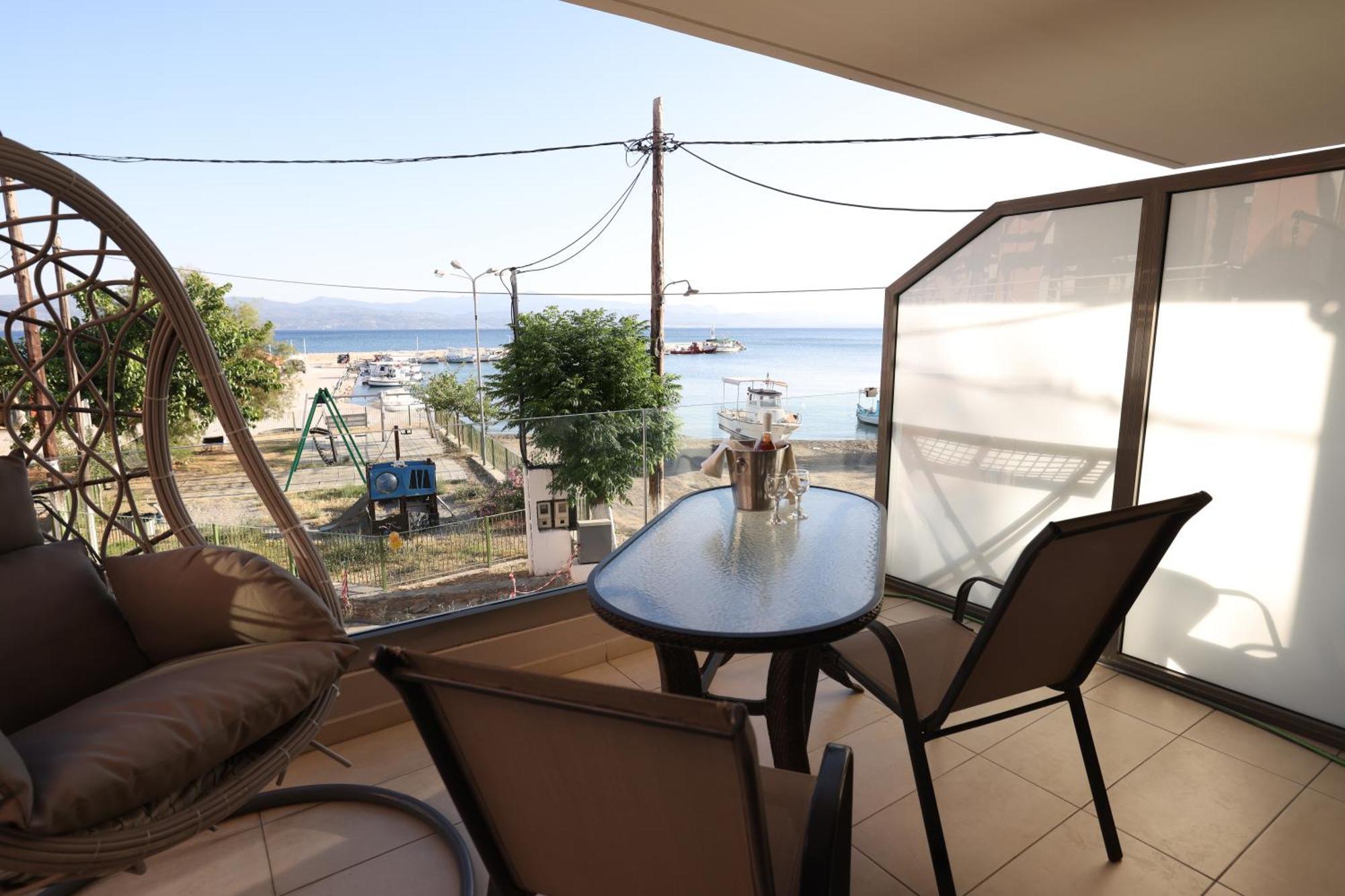 Filippos Apartments Amarynthos Bagian luar foto